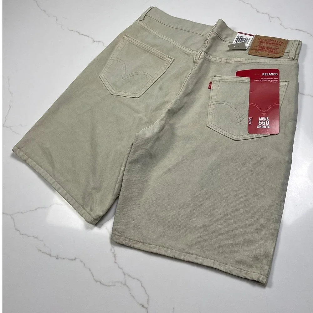Levi's 550 Relaxed Fit Shorts Mens Khaki Tan Denim Size 36 NWT 35550-0641